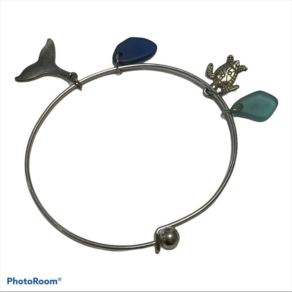 silver tone beach theme charm bracelet sea glass